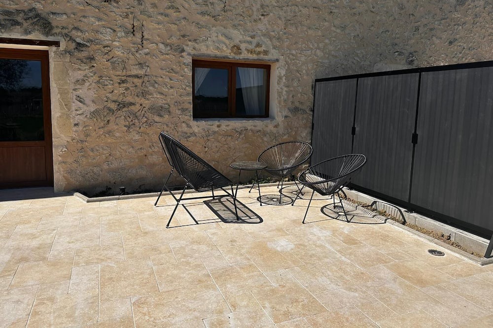 Photo of Patio Balcony in Blasimon