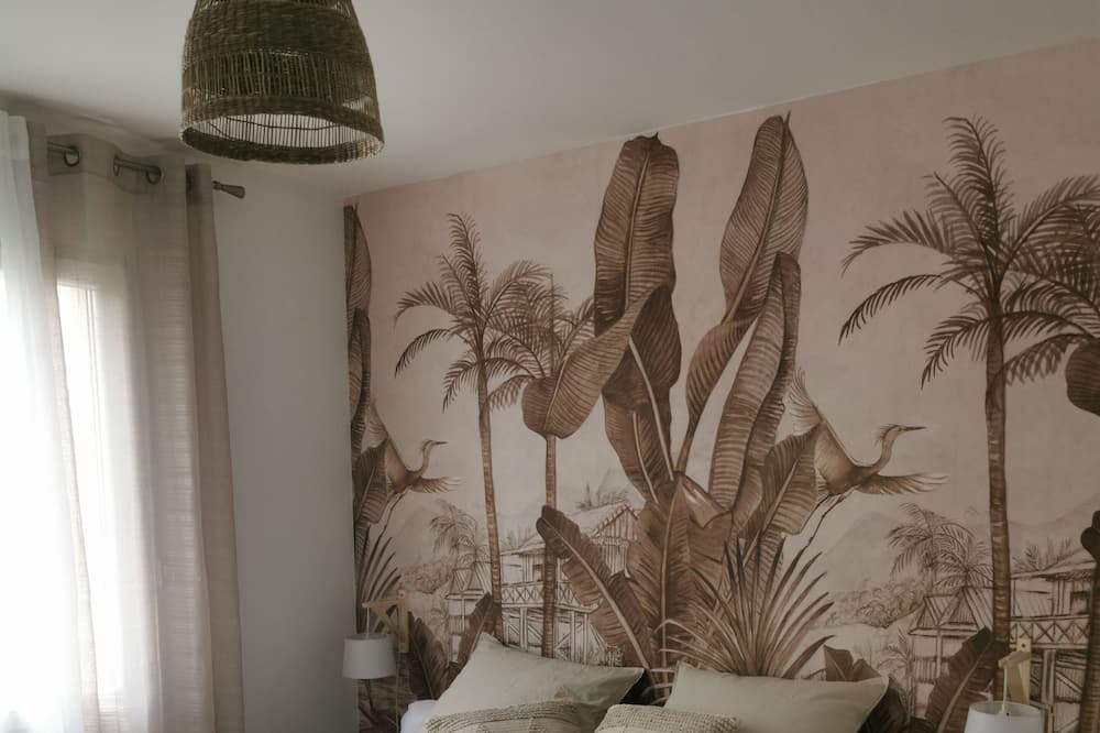 Photo of Bedroom in Morieres-les-Avignon
