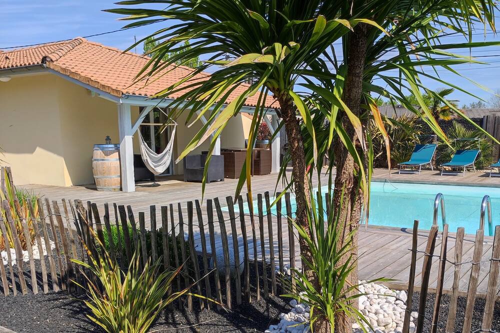 Photo of Outdoor in Saint-Sulpice-et-Cameyrac
