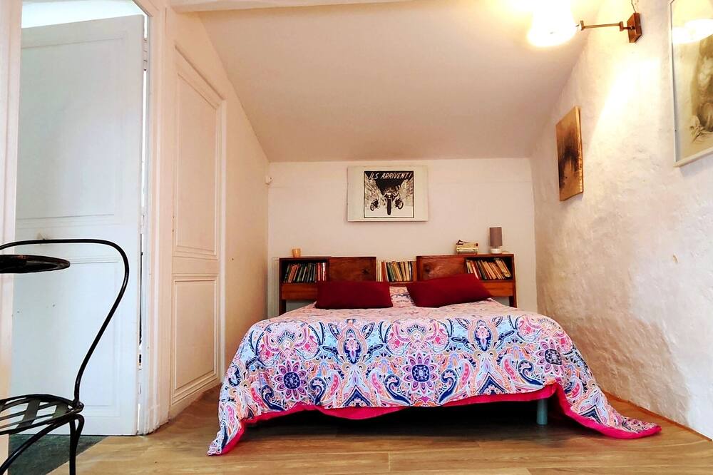 Photo of Bedroom in Javrezac
