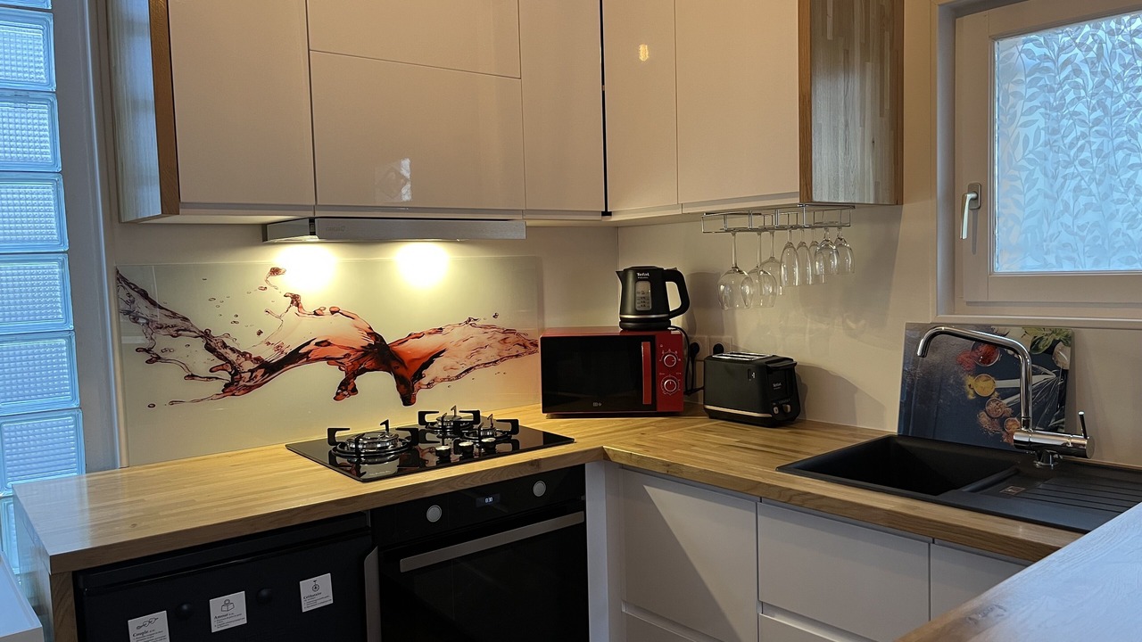 Photo of Kitchen in Langoiran