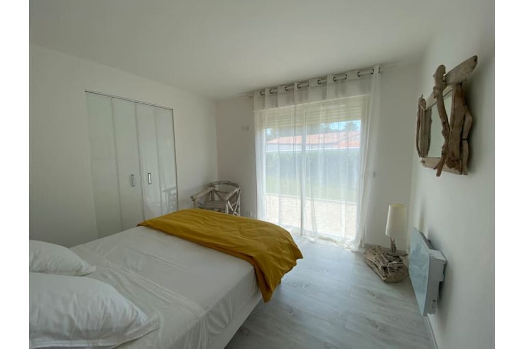 Photo of Bedroom in Rivedoux-Plage