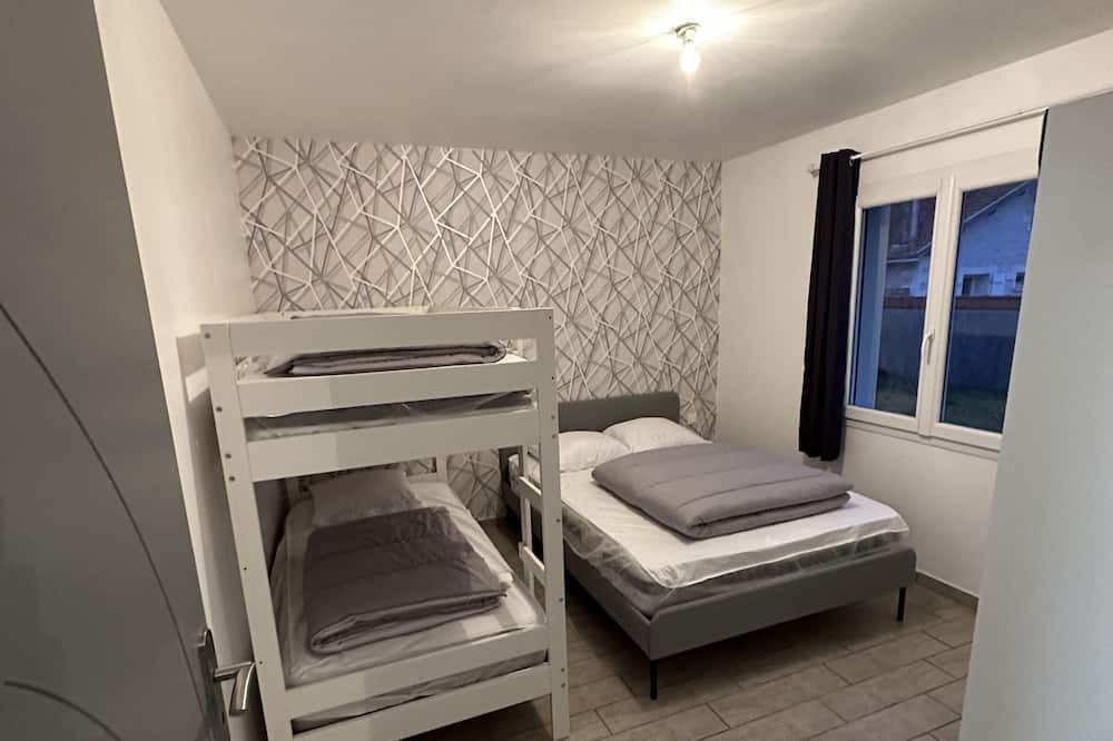 Photo of Bedroom in Saint-Georges-les-Baillargeaux