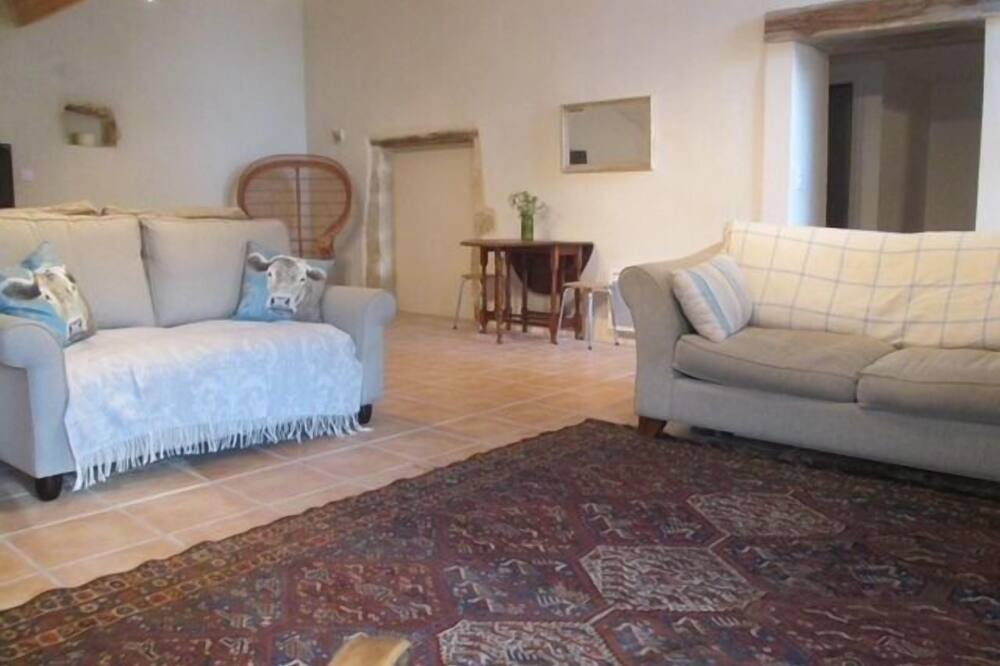 Photo of Livingroom in Hautefaye
