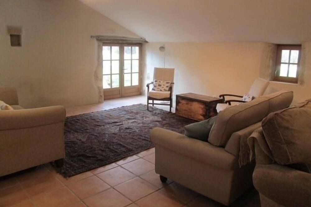 Photo of Livingroom in Hautefaye