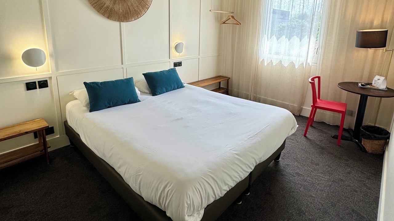 Photo of Bedroom in Limoges