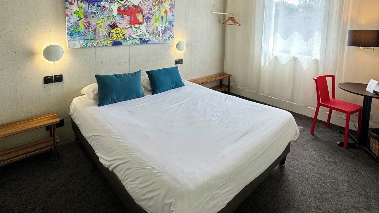 Photo of Bedroom in Limoges