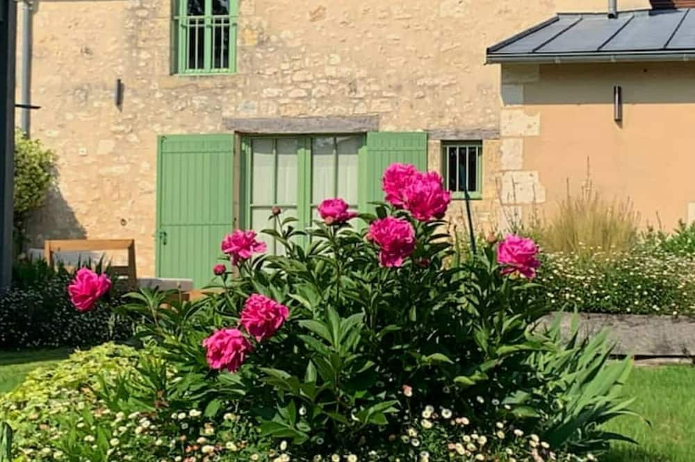 Photo of Outdoor in Bardou