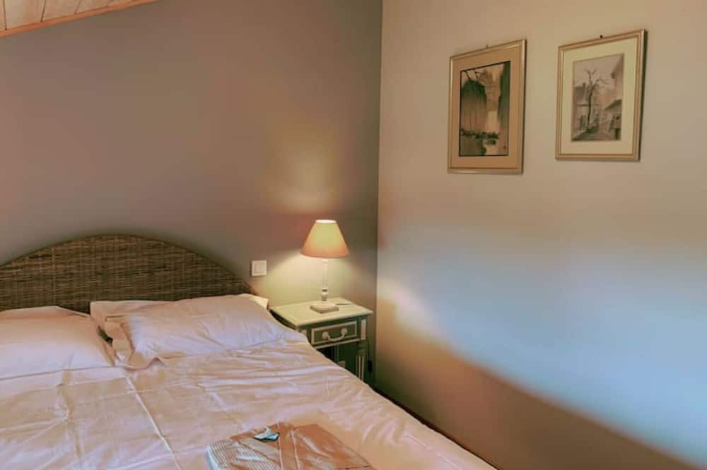 Photo of Bedroom in Bardou