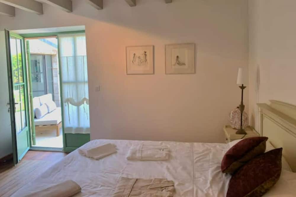 Photo of Bedroom in Bardou