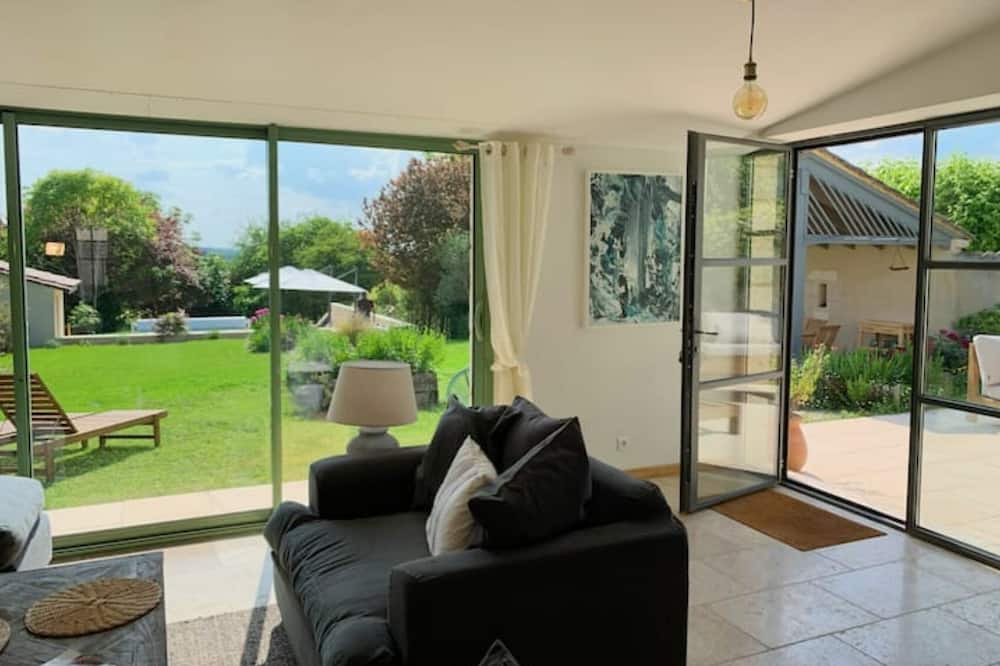 Photo of Livingroom in Bardou