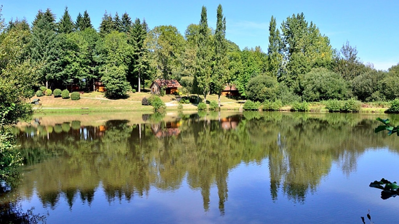 Photo of Others in Cussac