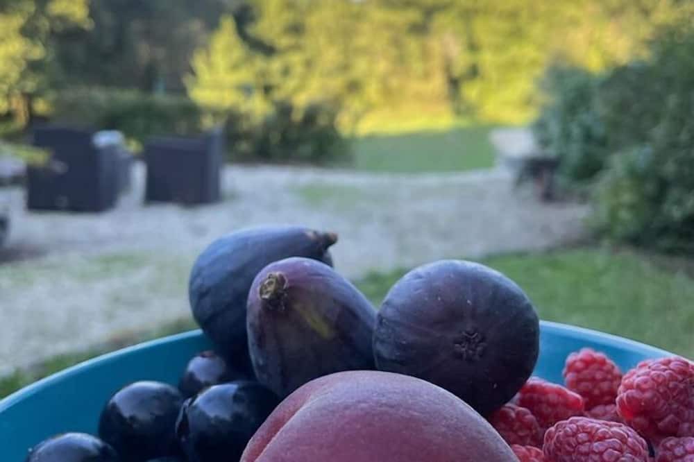 Photo of Others in Saint-Pierre-de-Frugie