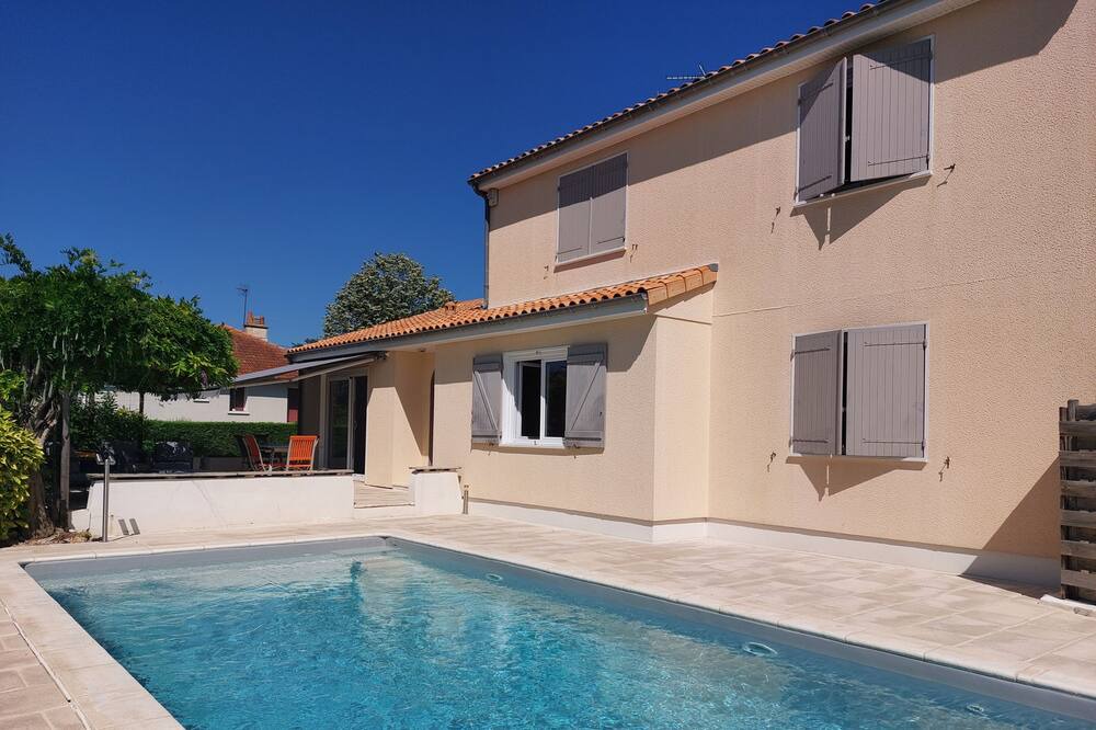 Photo of Outdoor in Montamise