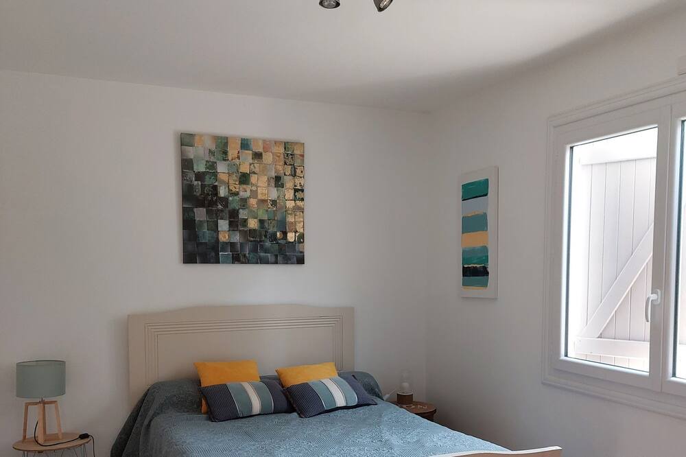 Photo of Bedroom in Montamise