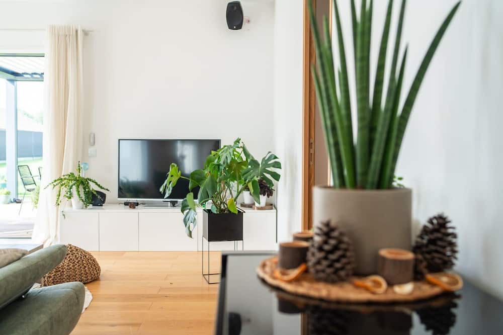 Photo of Livingroom in Mignaloux-Beauvoir