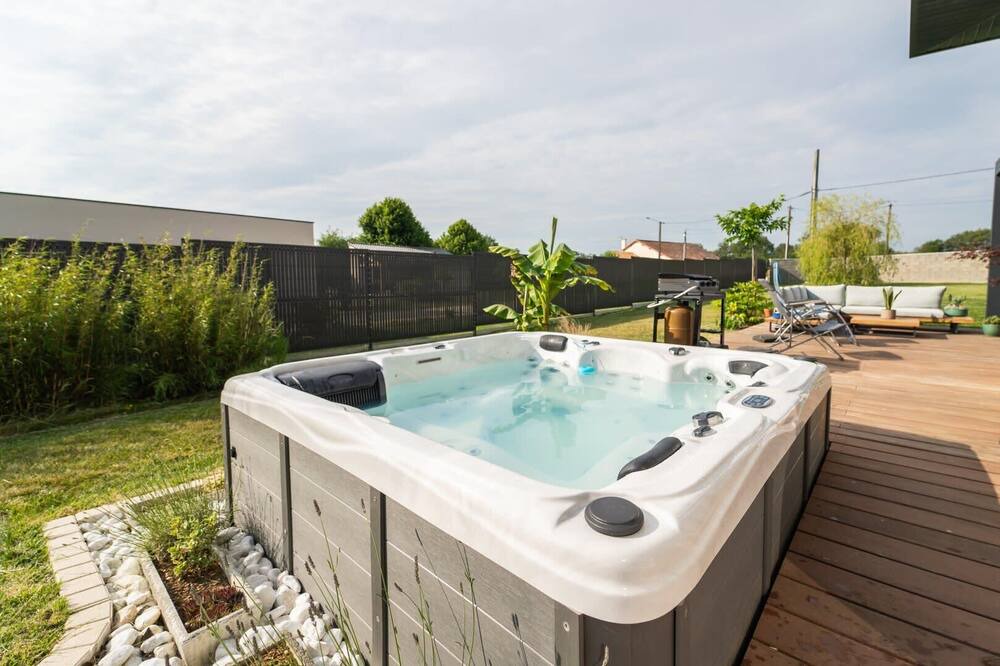 Photo of Outdoor in Mignaloux-Beauvoir