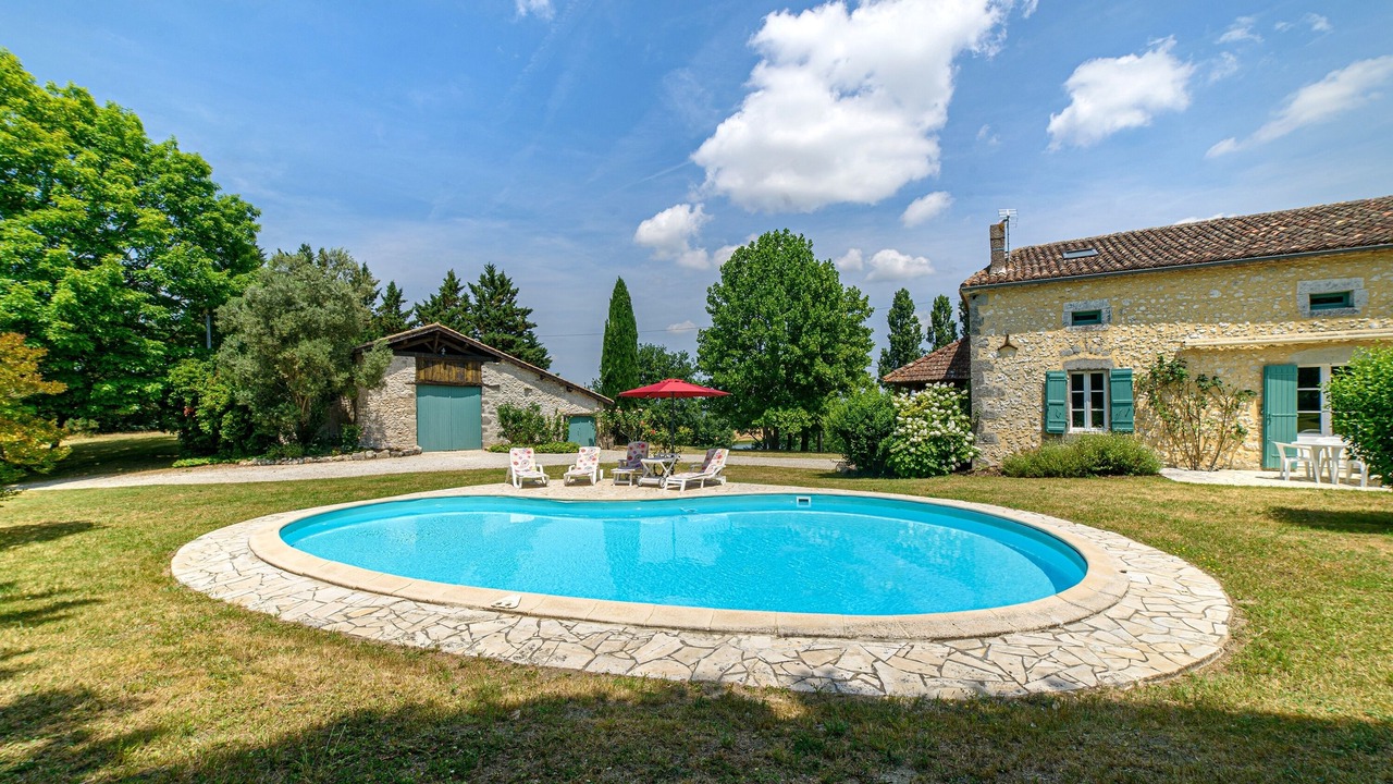 Photo of Outdoor in Beaugas