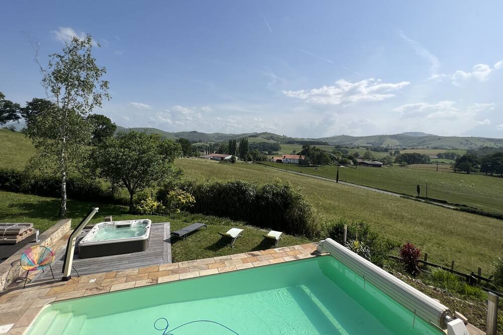 Photo of Outdoor in Irissarry