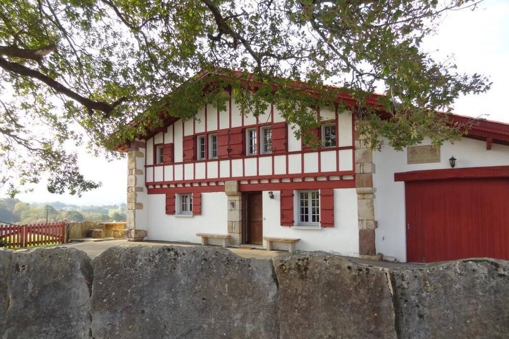 Photo of Outdoor in Sare