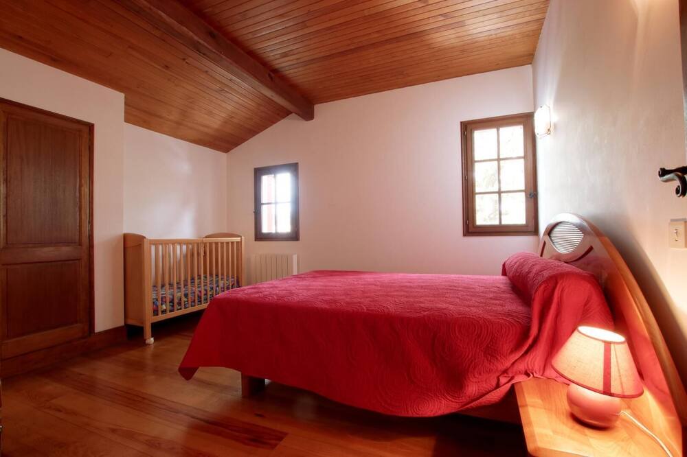 Photo of Bedroom in Sare