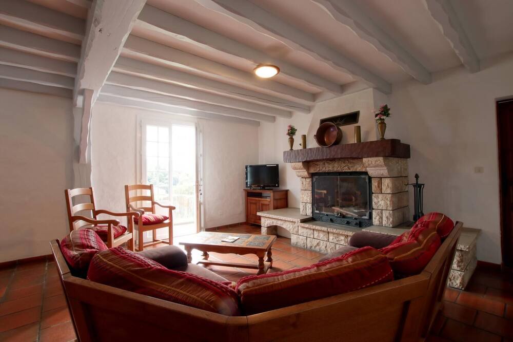 Photo of Livingroom in Sare