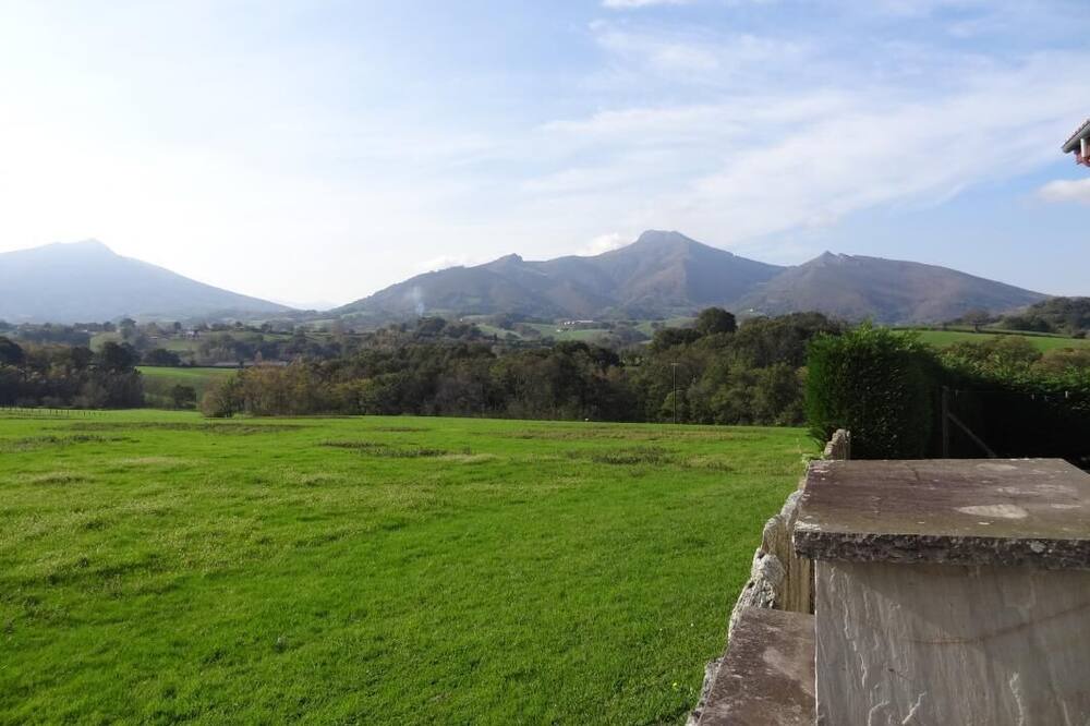 Photo of Outdoor in Sare