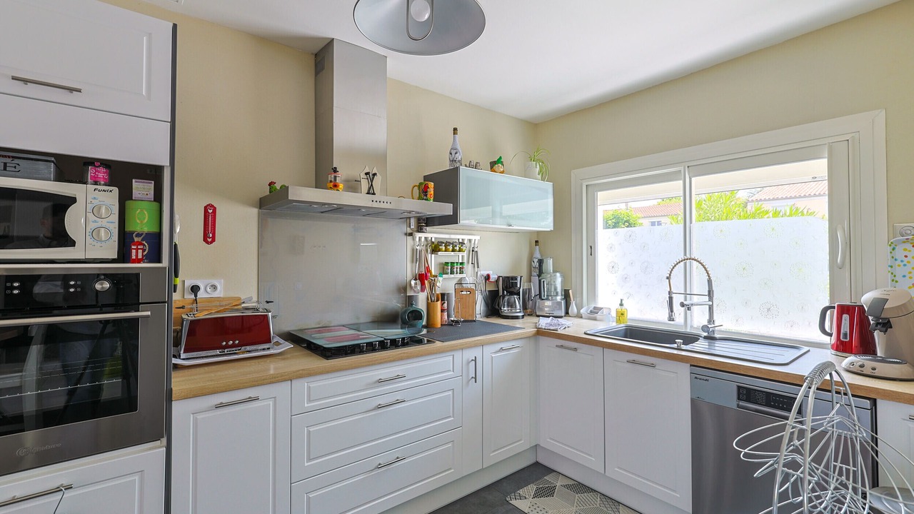 Photo of Kitchen in Saintes