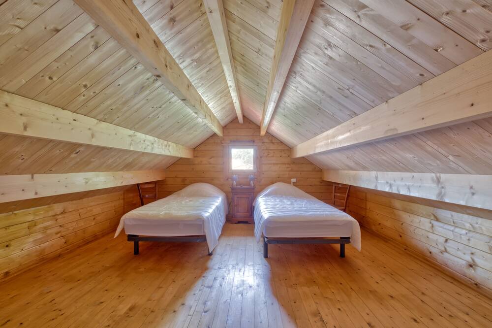 Photo of Bedroom in Etaules