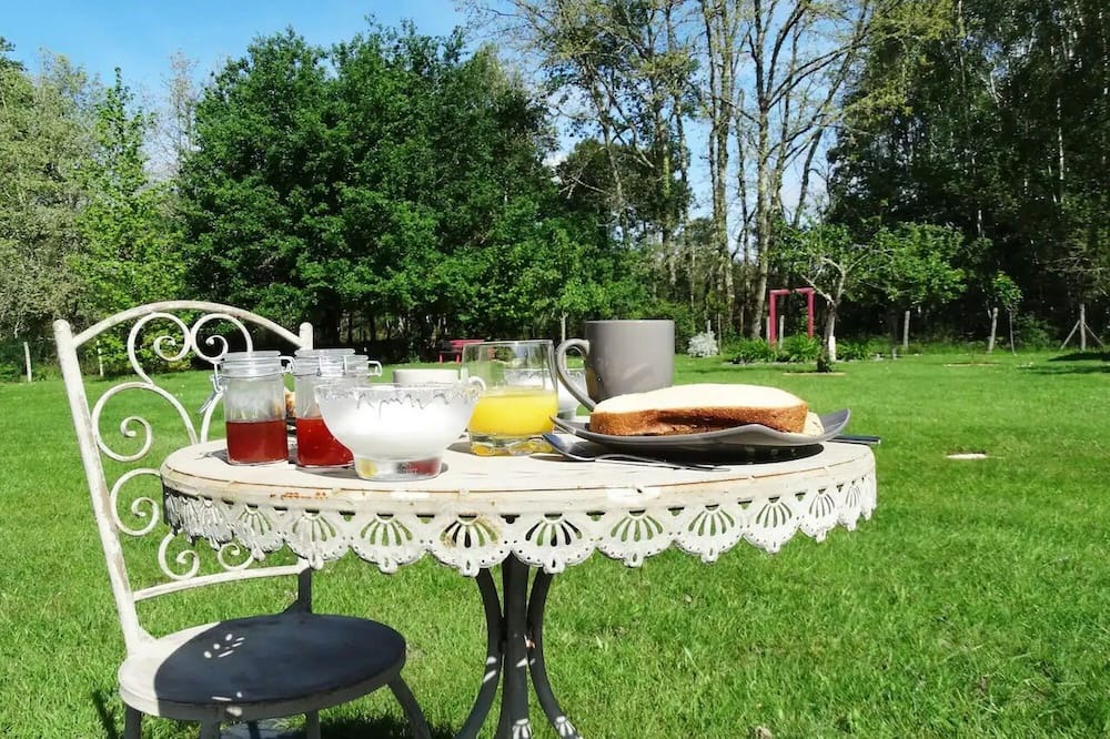 Photo of Outdoor in Pompejac