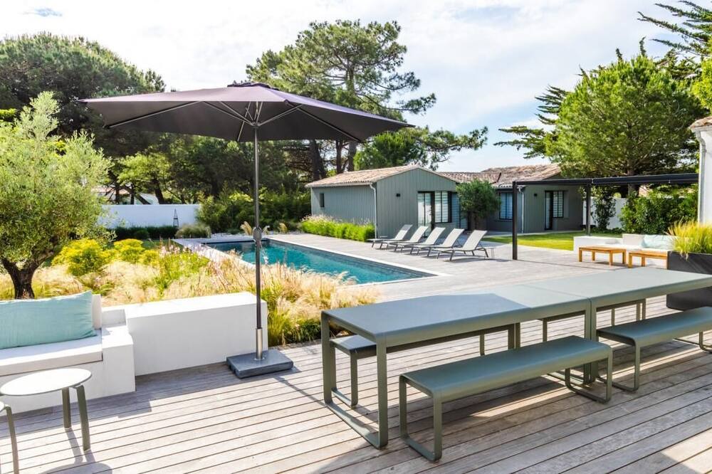 Photo of Outdoor in Les Portes-en-Re