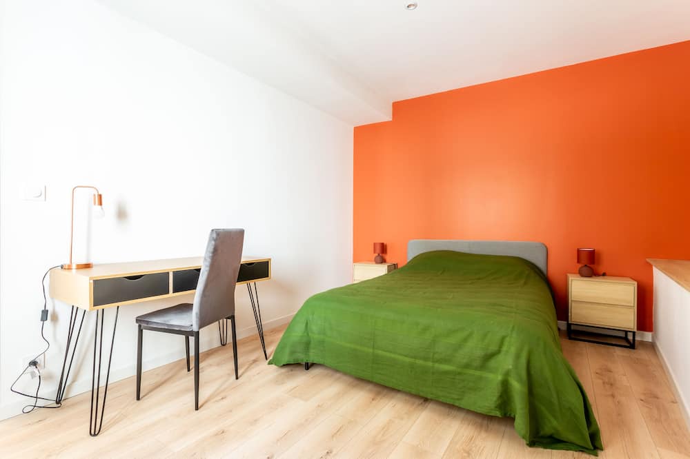 Photo of Bedroom in Lormont