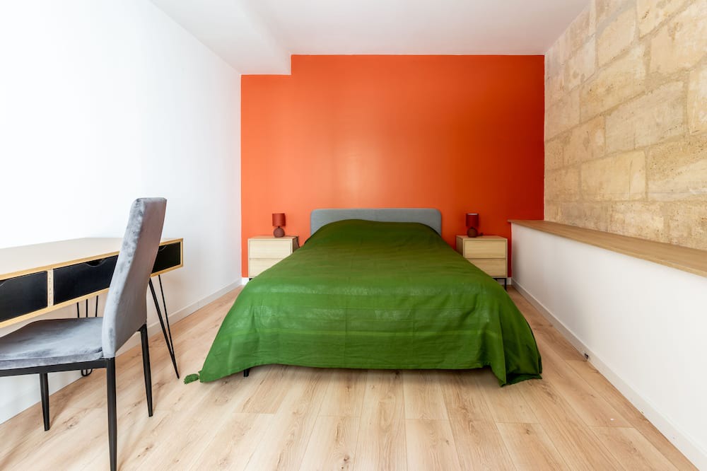 Photo of Bedroom in Lormont