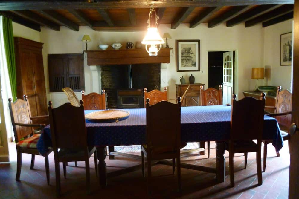 Photo of Livingroom in Genouillac