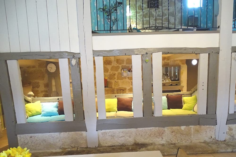 Photo of Others in Colayrac-Saint-Cirq