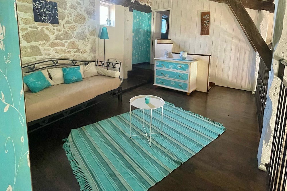 Photo of Bedroom in Colayrac-Saint-Cirq