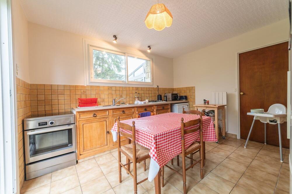 Photo of Kitchen in Saint-Benoit