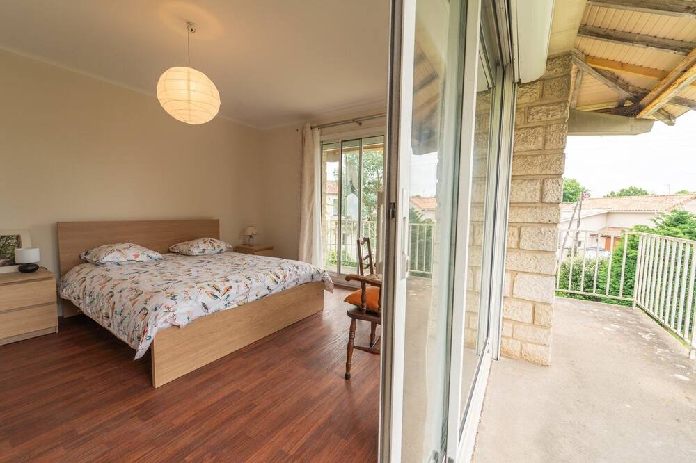 Photo of Bedroom in Saint-Benoit