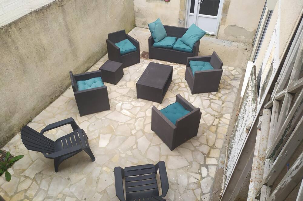 Photo of Outdoor in Civray