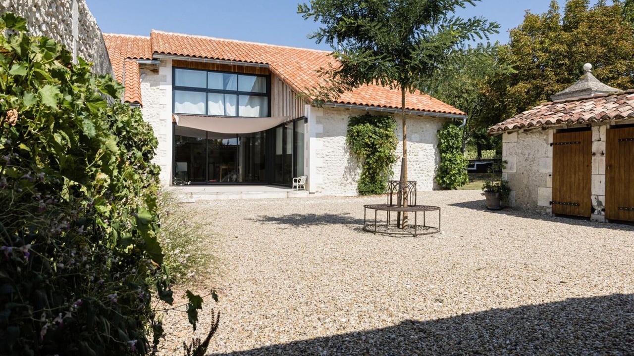 Photo of Outdoor in Saint-Paul-Lizonne