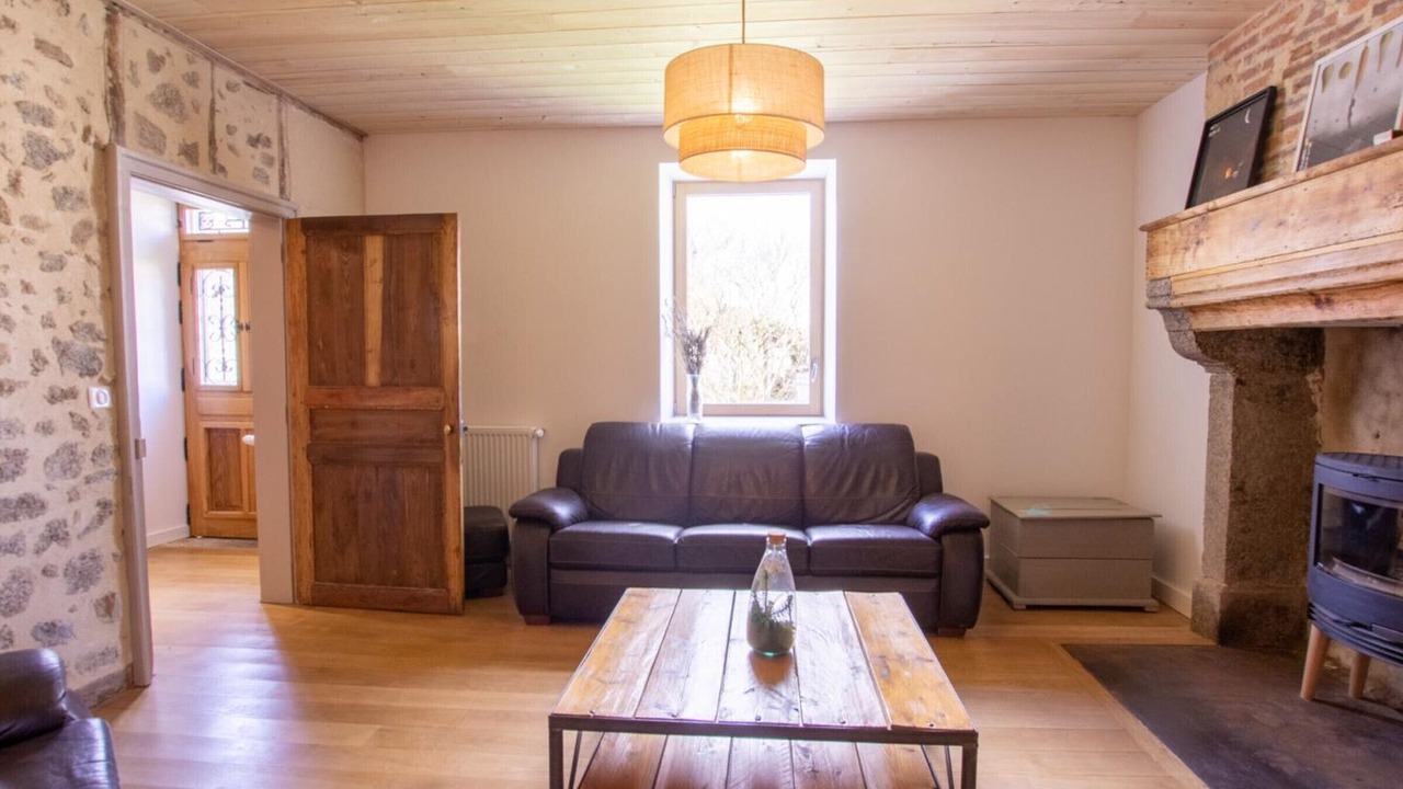 Photo of Livingroom in Saint-Estephe