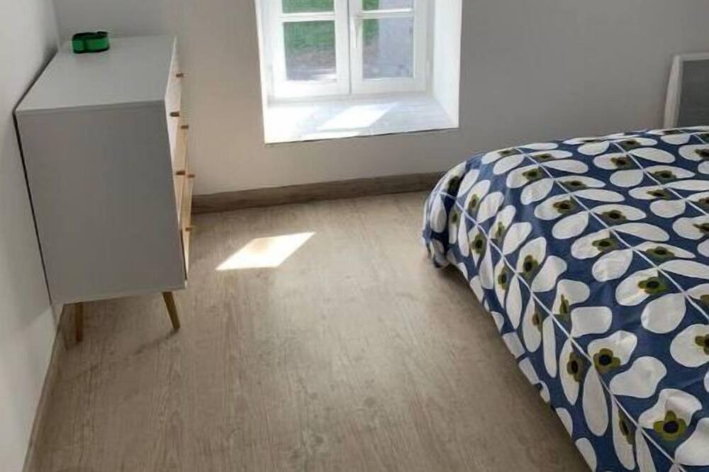 Photo of Bedroom in Juignac