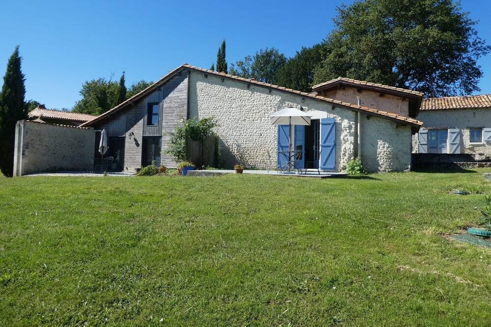 Photo of Outdoor in Juignac