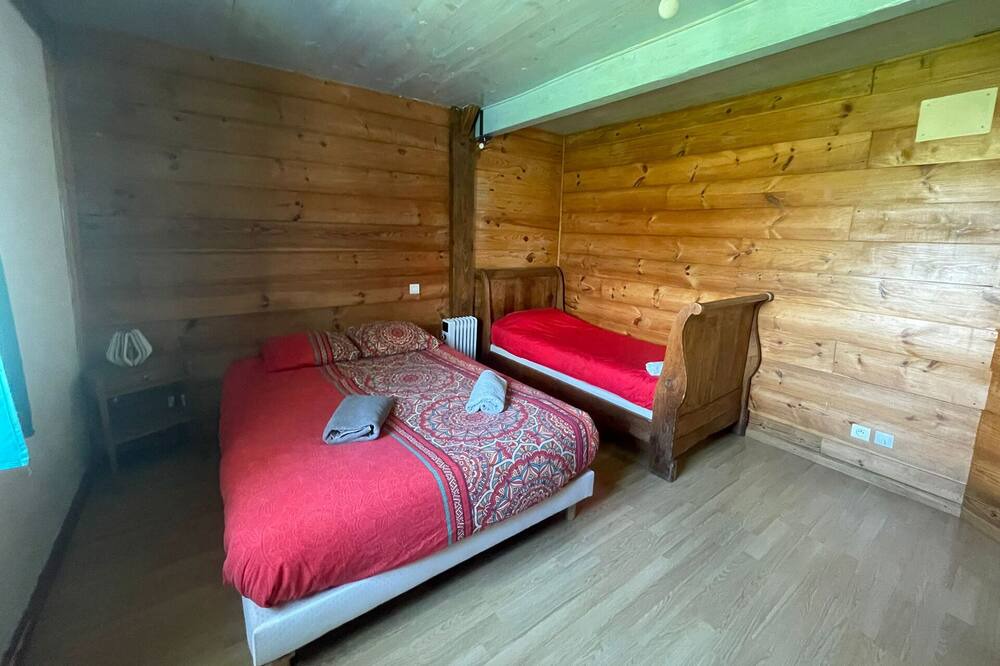 Photo of Bedroom in Saint-Jean-de-Marsacq