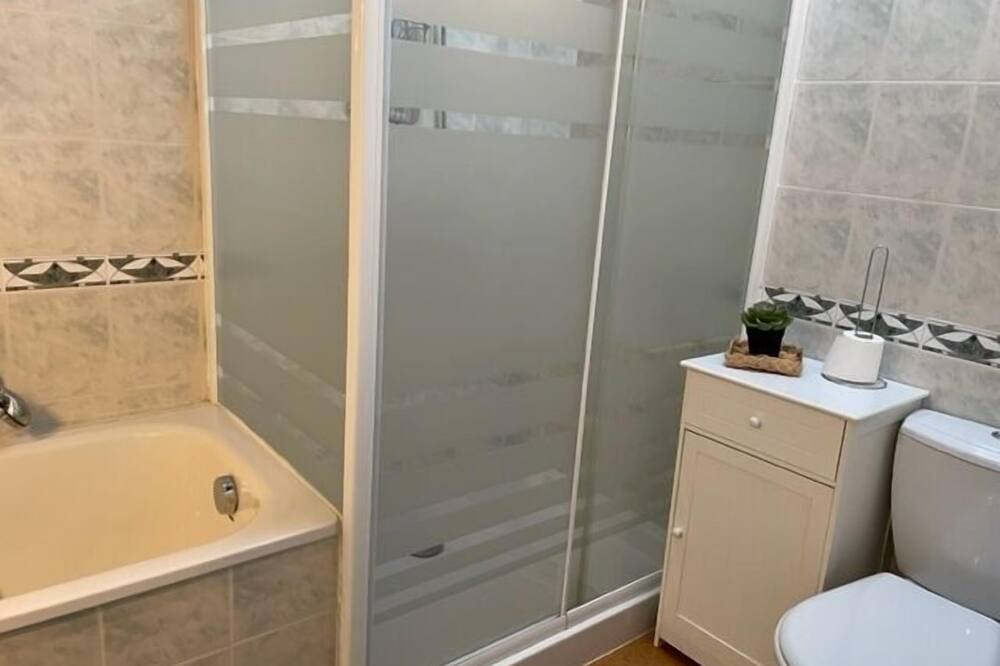 Photo of Bathroom in Blanzay