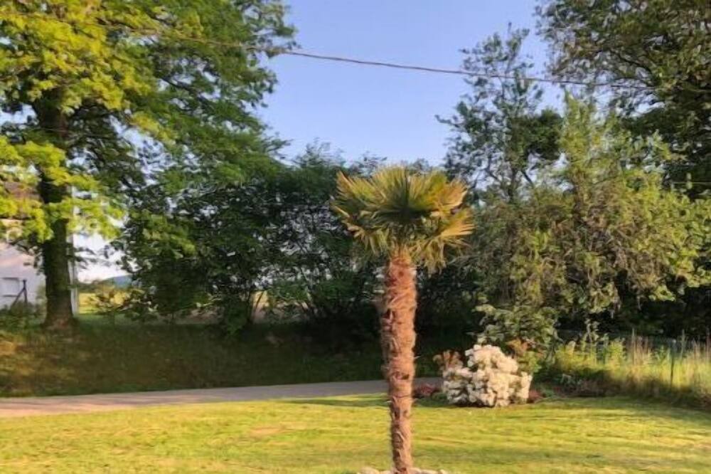 Photo of Outdoor in Saint-Sulpice-le-Gueretois
