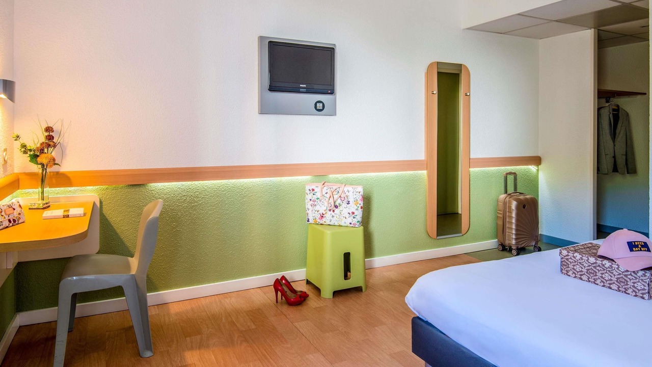 Photo of Bedroom in Villenave-d'Ornon