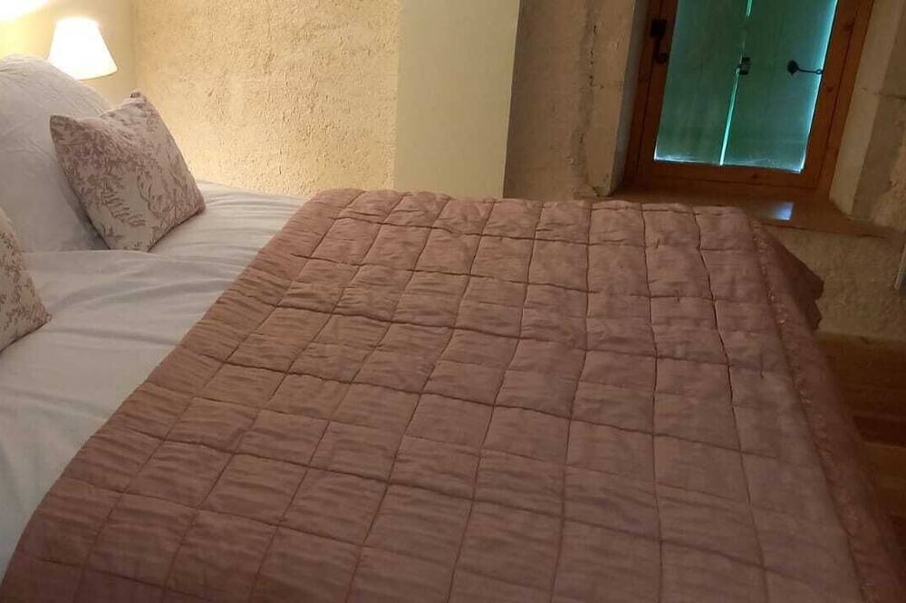 Photo of Bedroom in Lezay
