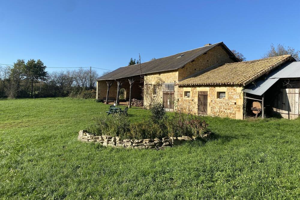 Photo of Outdoor in Lezay