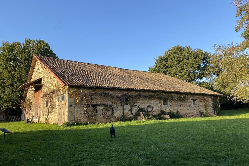 Photo of Outdoor in Lezay